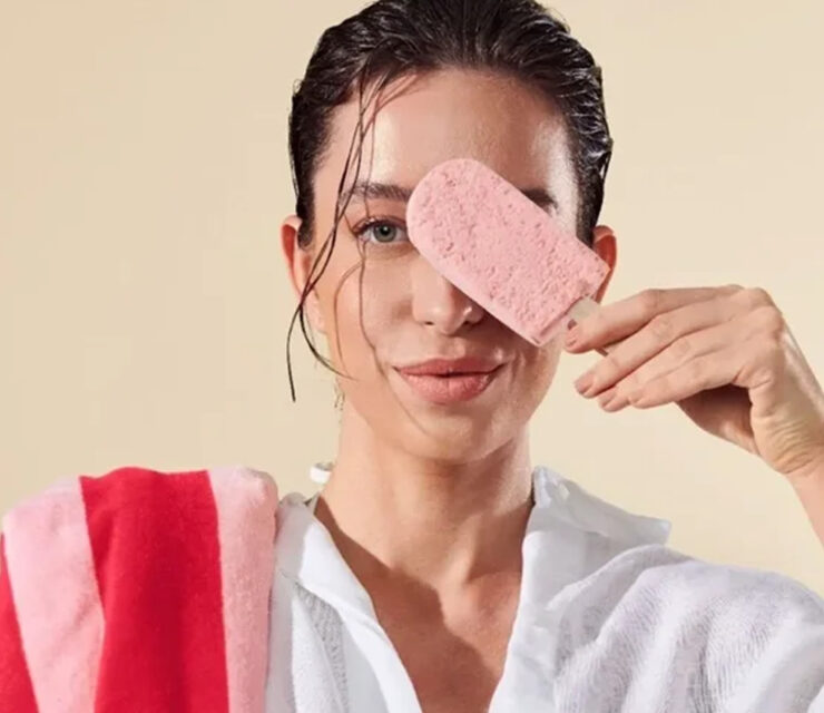 Trussardi e Bacio di Latte lançam collab de verão com coleção de toalhas inspirada no estilo italiano